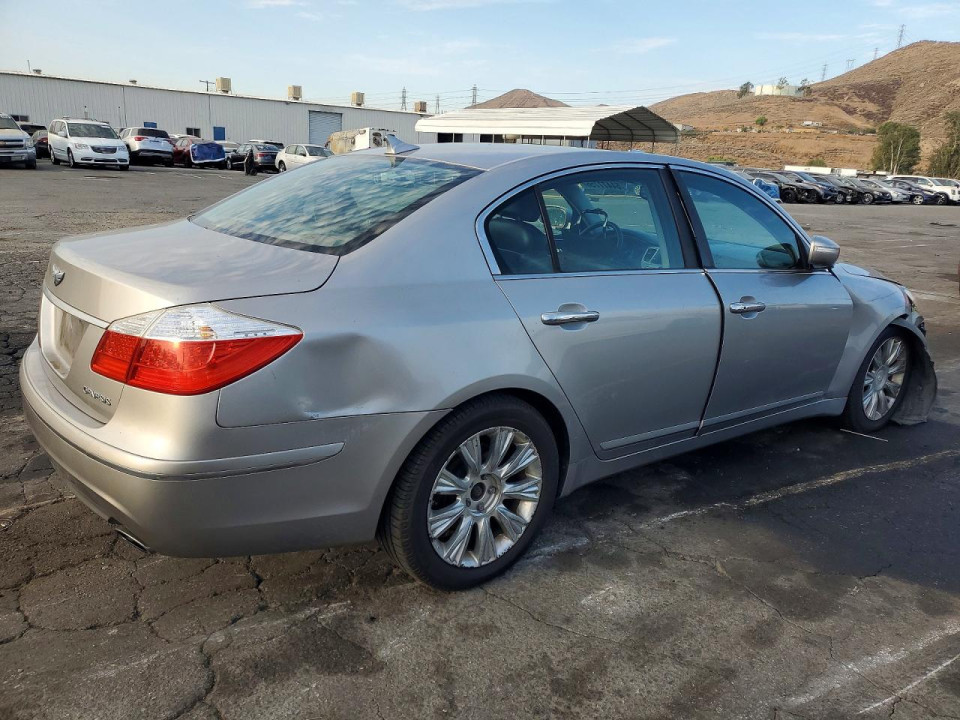 Hyundai GENESIS 2011 — Copart