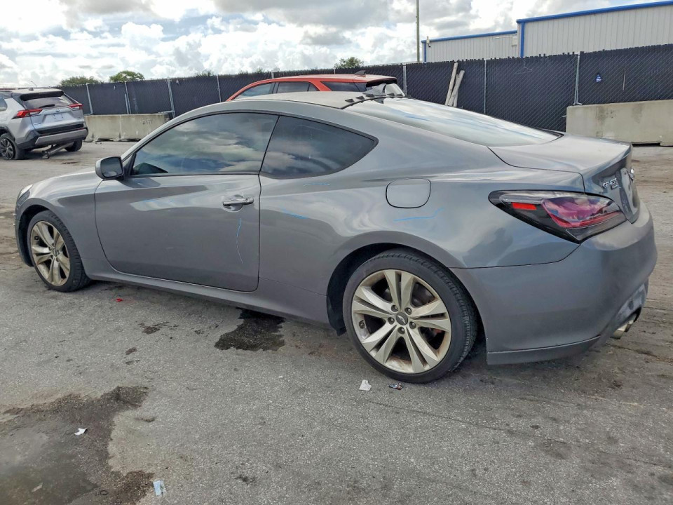 Hyundai GENESIS 2011 — Copart
