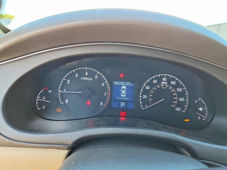 Hyundai GENESIS 2011 — Copart