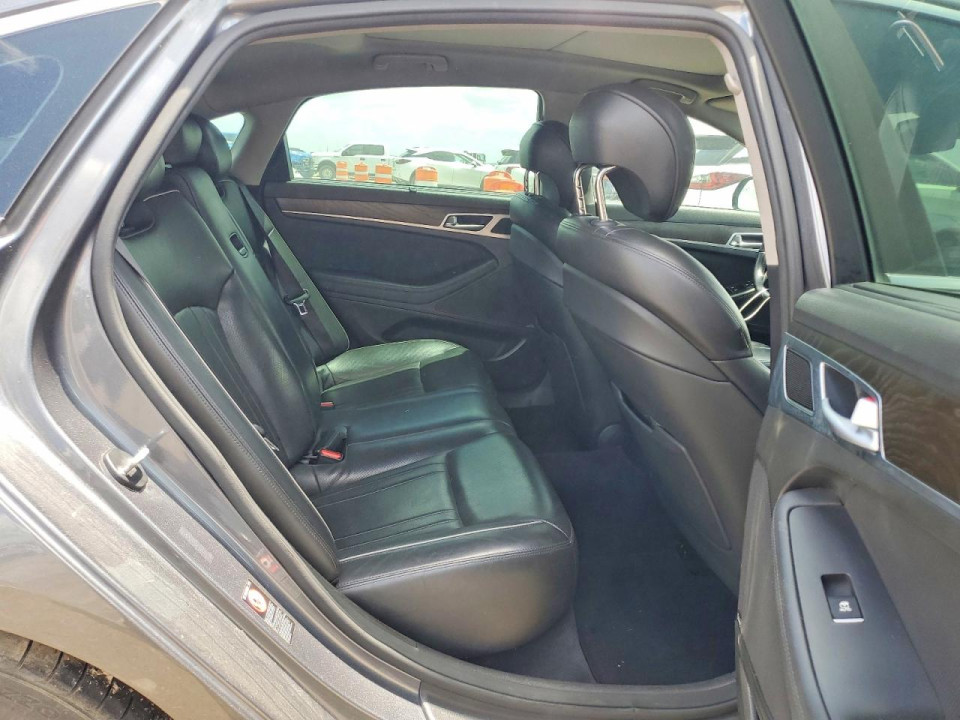 Hyundai GENESIS 2016 — Copart