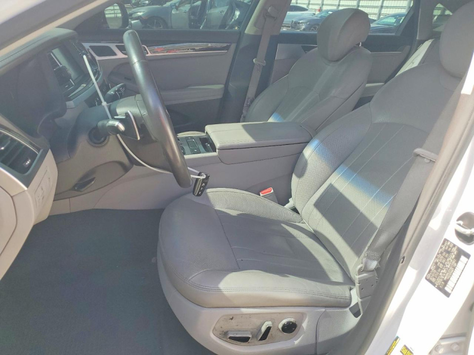 Hyundai GENESIS 2016 — Copart