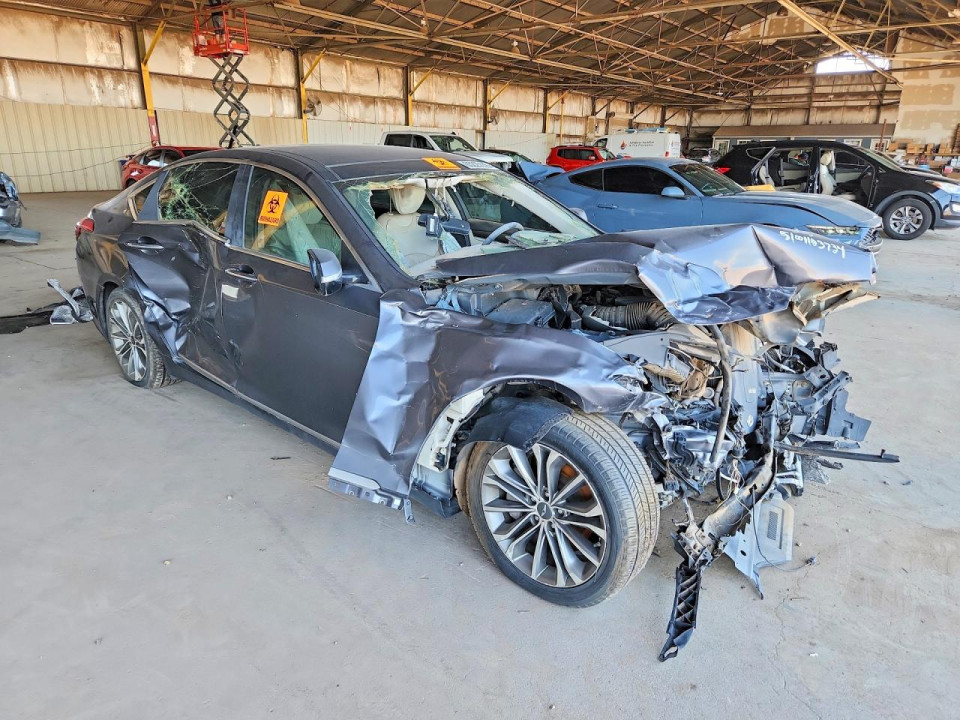 Hyundai GENESIS 2015 — Copart