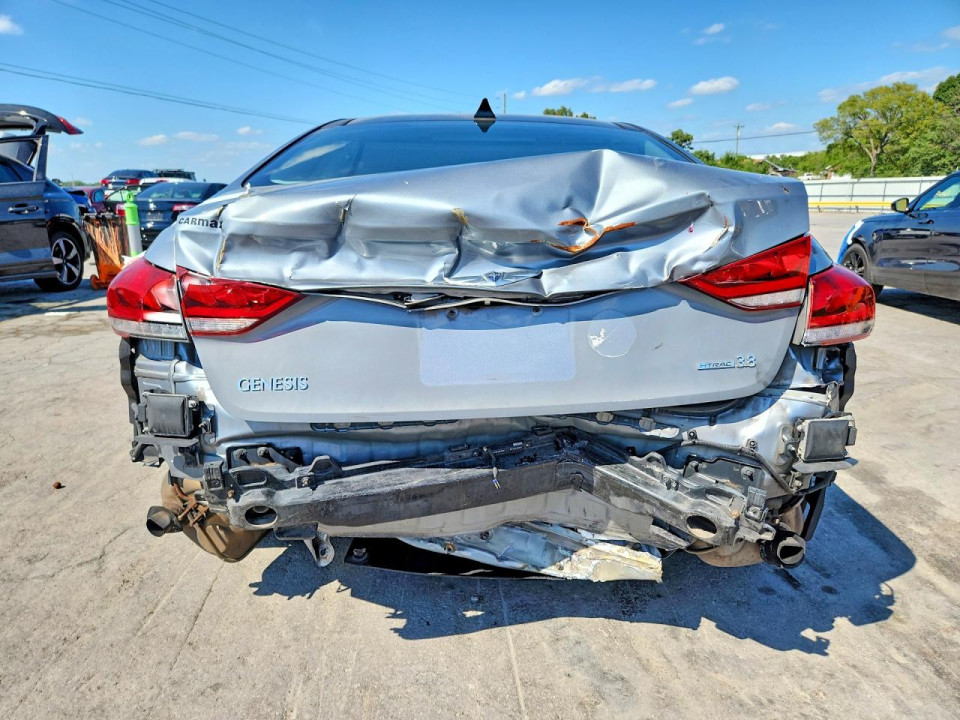 Hyundai GENESIS 2015 — Copart