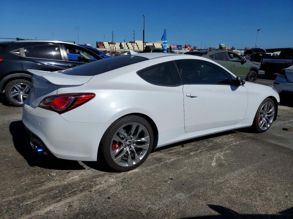 Hyundai GENESIS 2015 — Copart