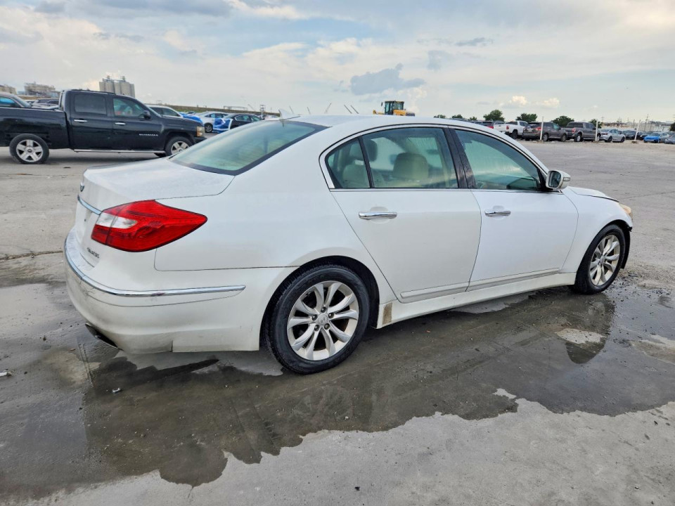 Hyundai GENESIS 2012 — Copart