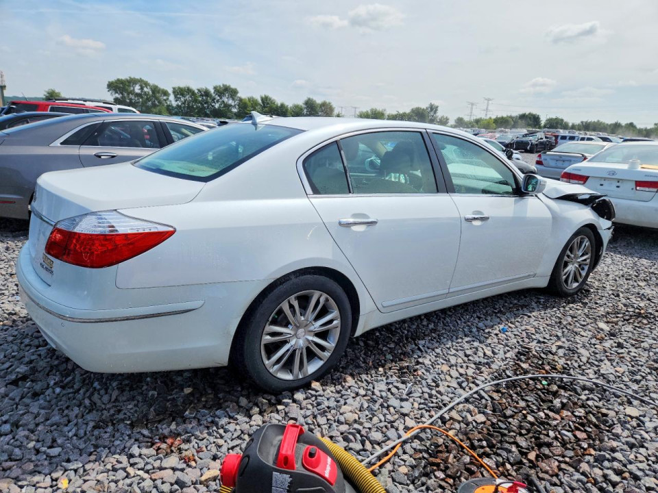 Hyundai GENESIS 2011 — Copart
