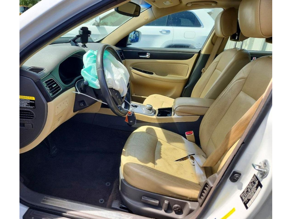 Hyundai GENESIS 2011 — Copart