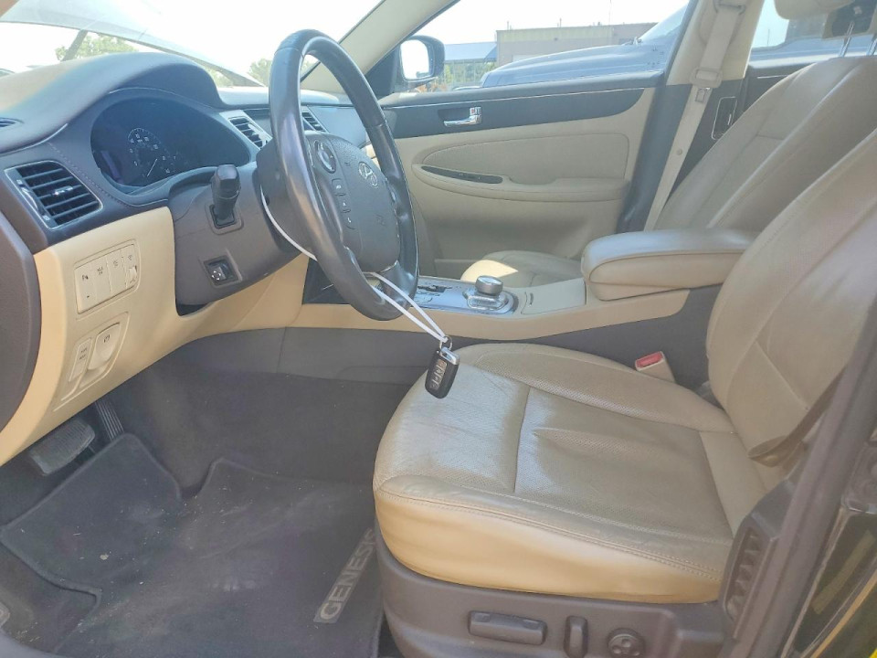 Hyundai GENESIS 2011 — Copart