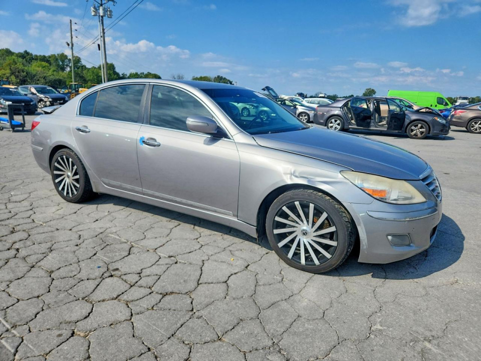 Hyundai GENESIS 2011 — Copart
