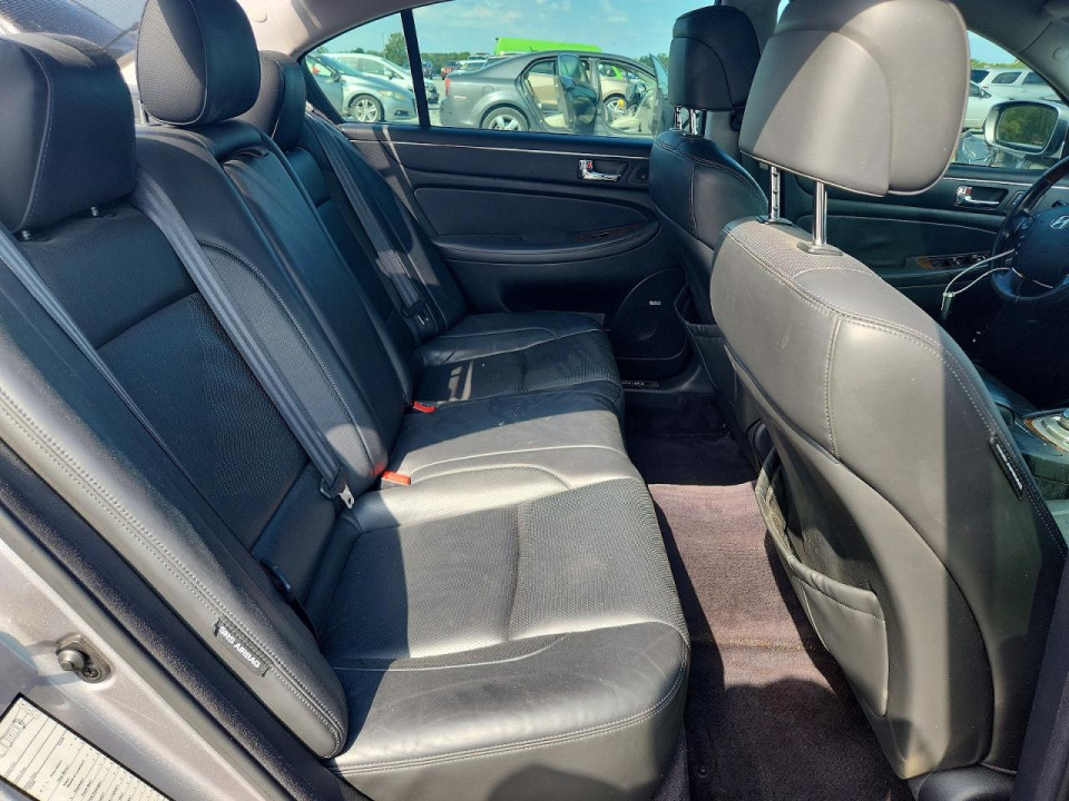 Hyundai GENESIS 2011 — Copart