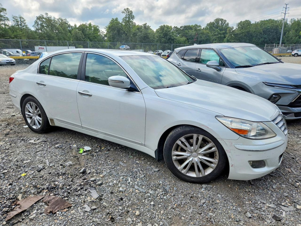 Hyundai GENESIS 2011 — Copart