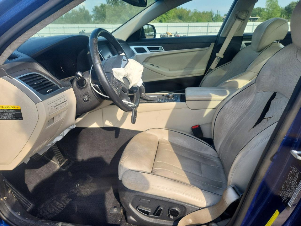 Hyundai GENESIS 2015 — Copart