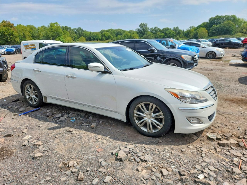 Hyundai GENESIS 2013 — Copart