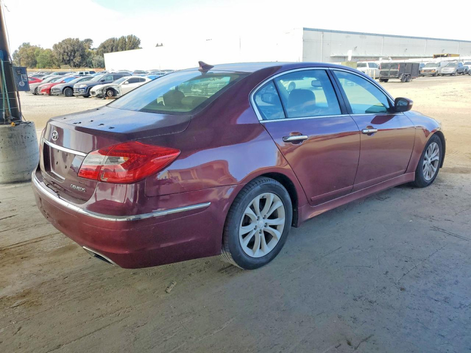 Hyundai GENESIS 2012 — Copart