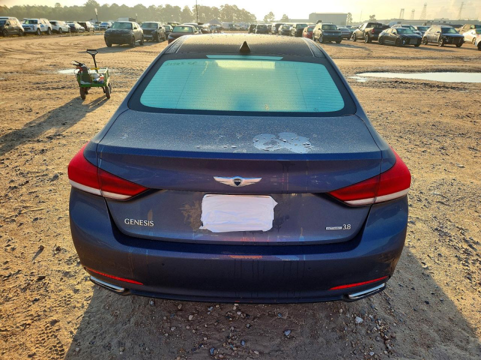 Hyundai GENESIS 2015 — Copart
