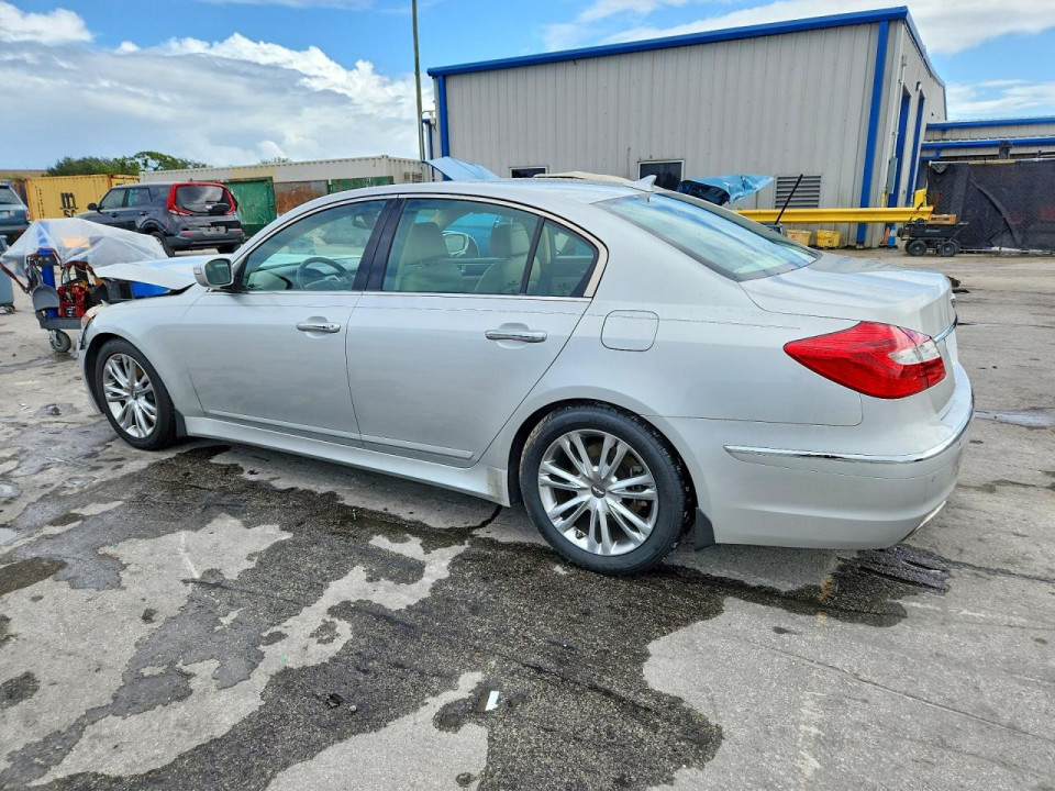 Hyundai GENESIS 2012 — Copart