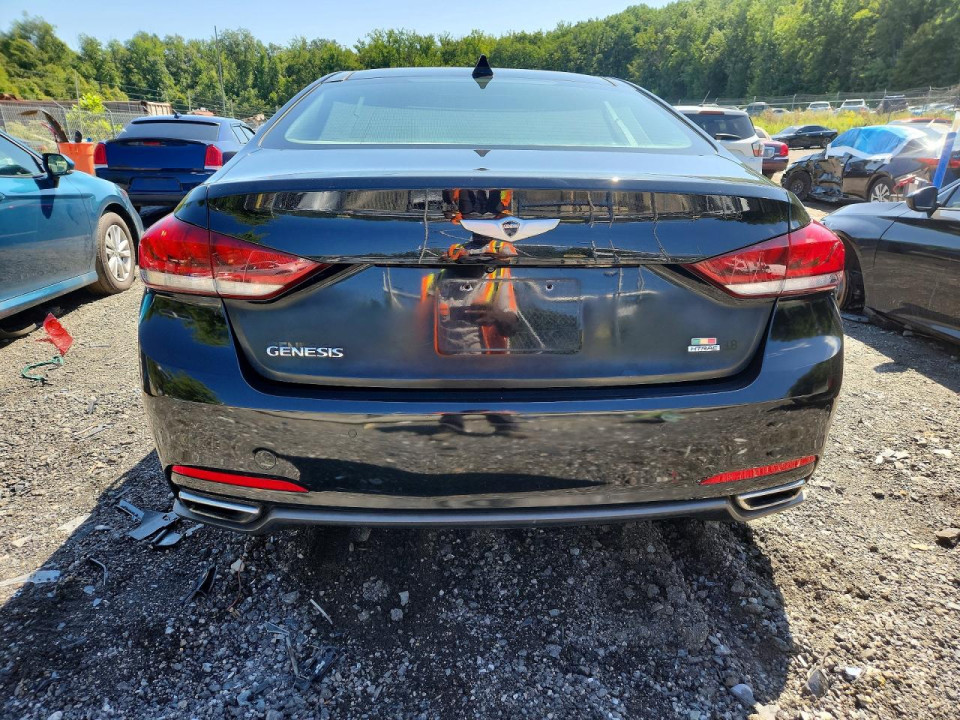 Hyundai GENESIS 2015 — Copart
