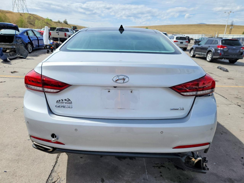 Hyundai GENESIS 2015 — Copart