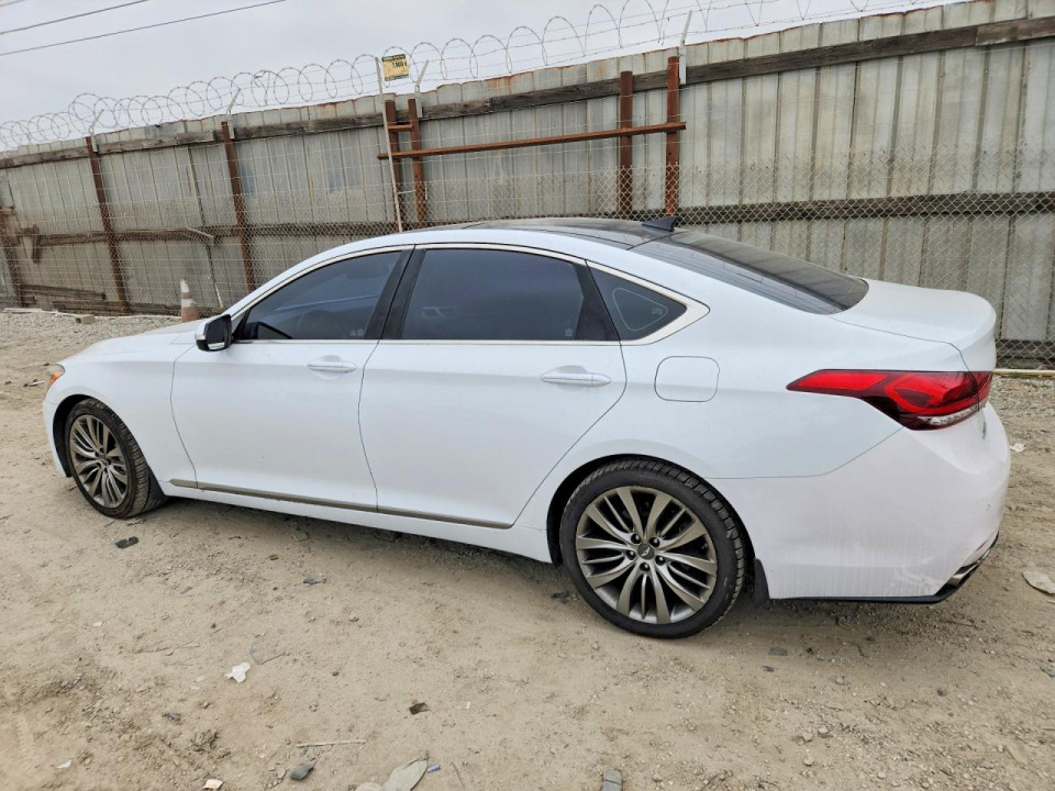 Hyundai GENESIS 2015 — Copart