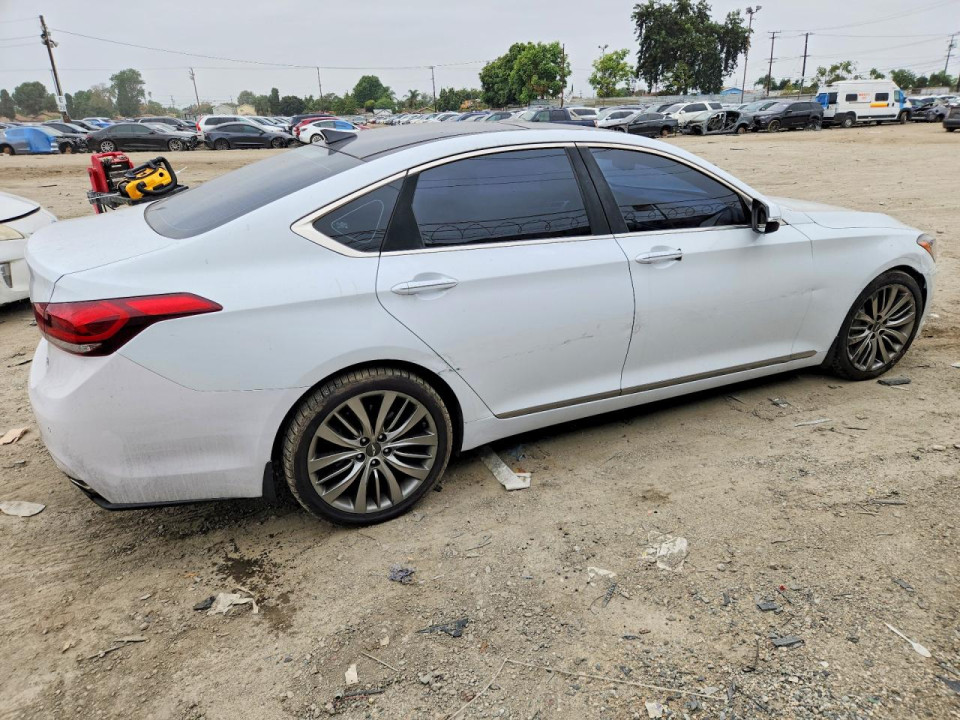 Hyundai GENESIS 2015 — Copart
