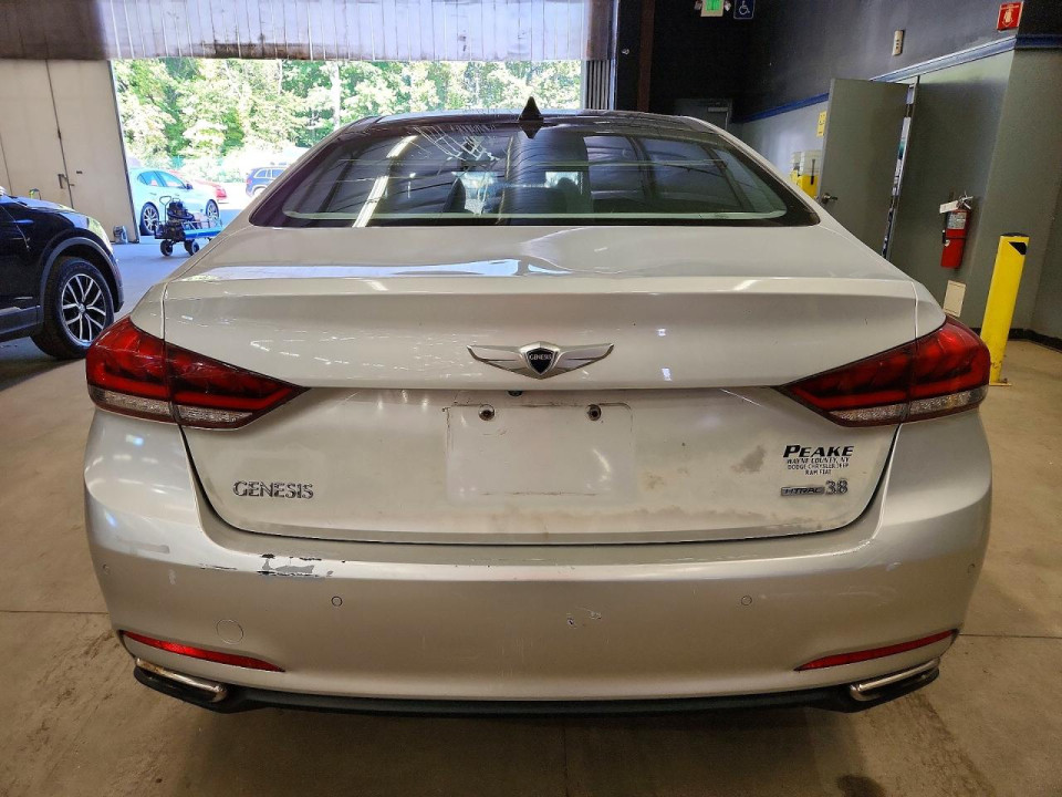 Hyundai GENESIS 2015 — Copart