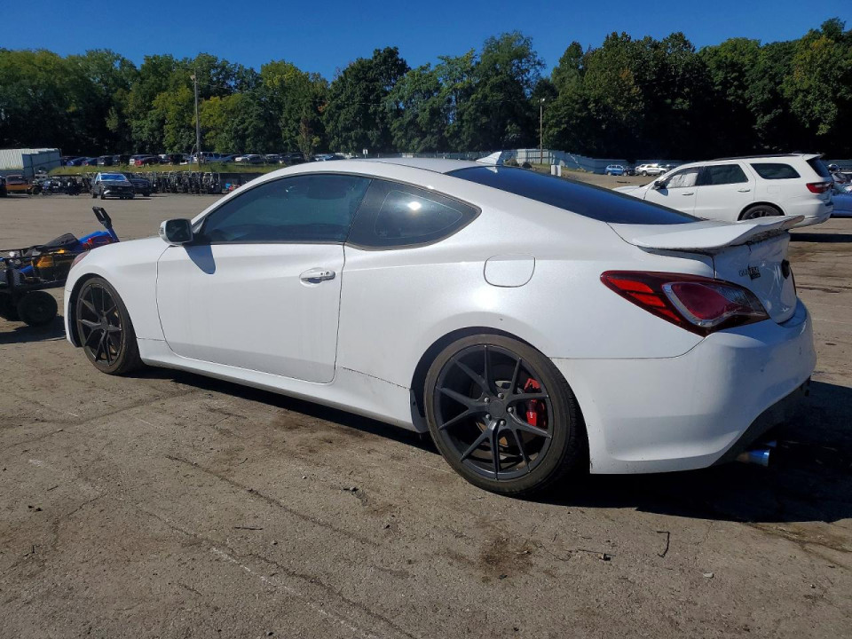 Hyundai GENESIS 2015 — Copart