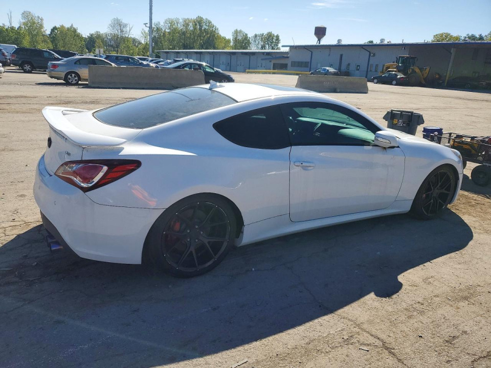 Hyundai GENESIS 2015 — Copart