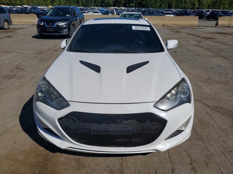 Hyundai GENESIS 2015 — Copart