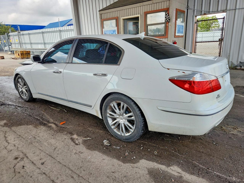 Hyundai GENESIS 2011 — Copart