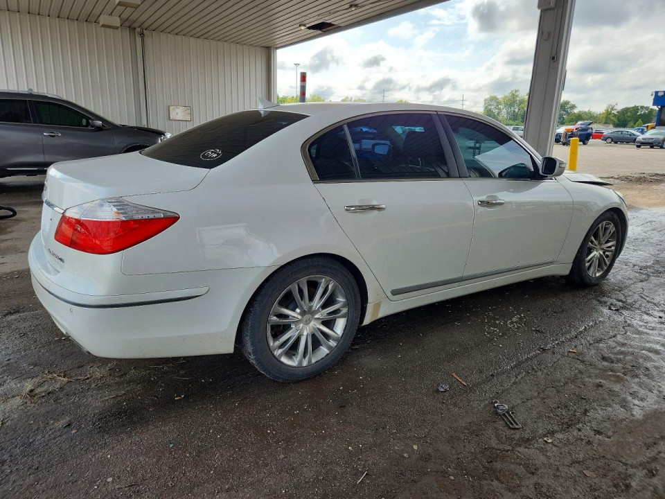 Hyundai GENESIS 2011 — Copart
