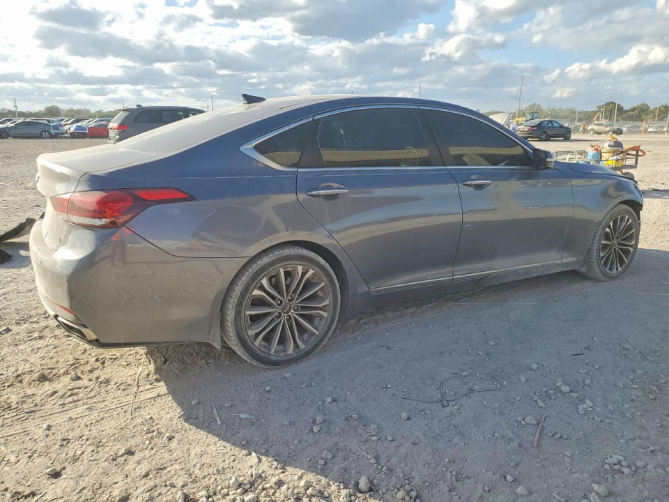 Hyundai GENESIS 2015 — Copart
