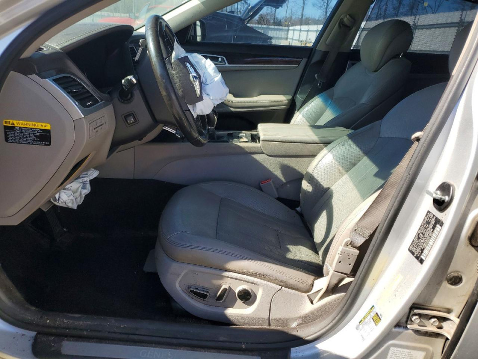 Hyundai GENESIS 2016 — Copart