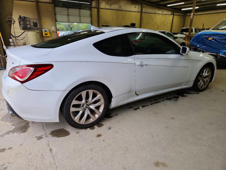 Hyundai GENESIS 2014 — Copart