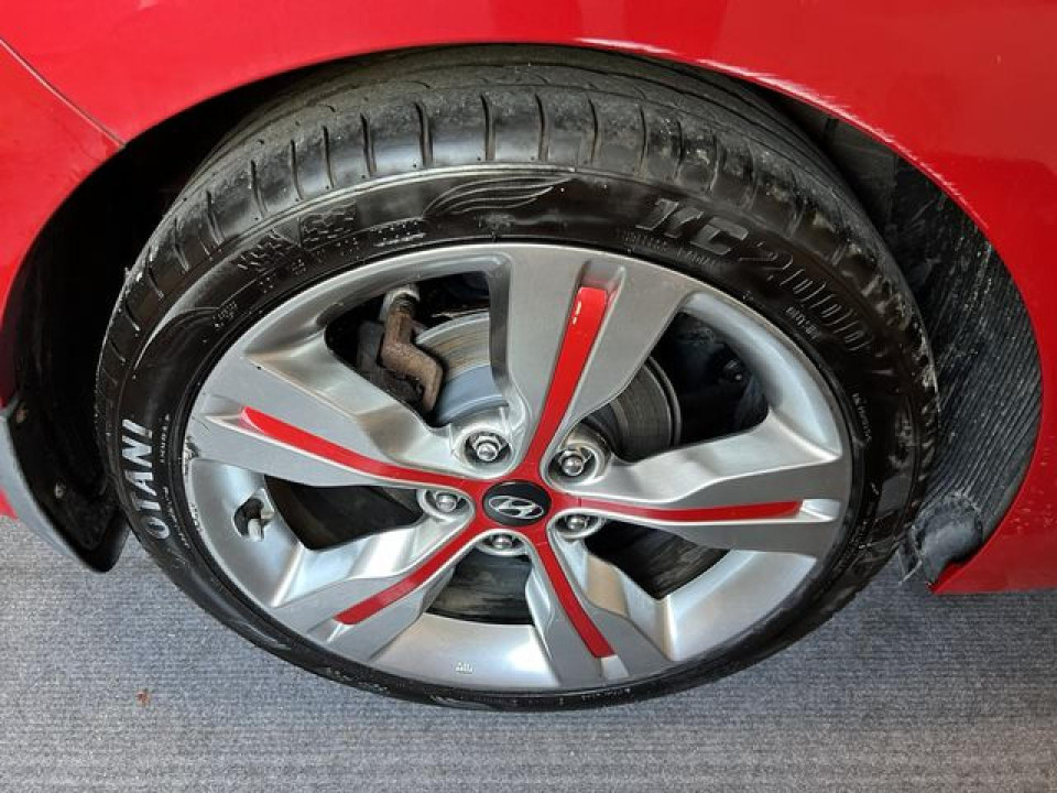 Hyundai VELOSTER 2013 — Copart