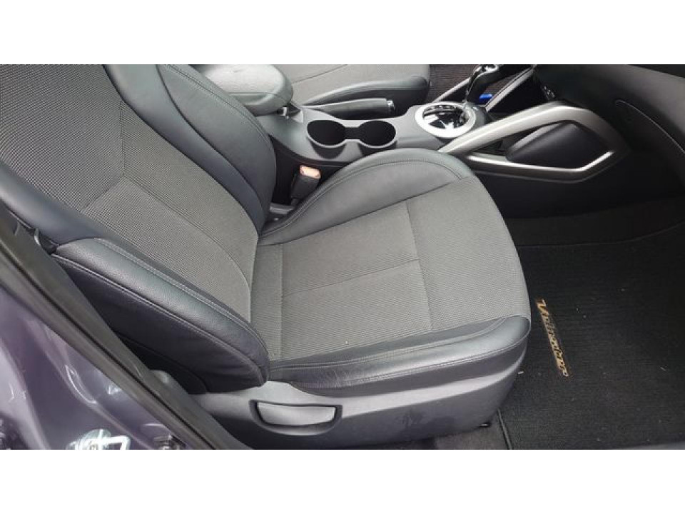 Hyundai VELOSTER 2016 — Copart