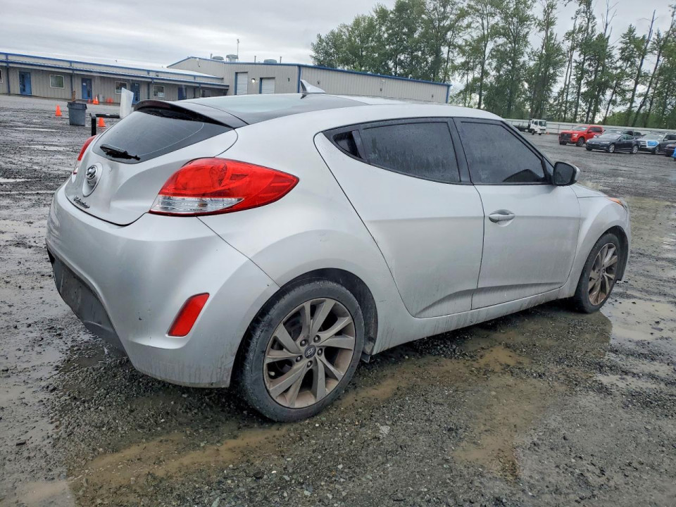 Hyundai VELOSTER 2016 — Copart