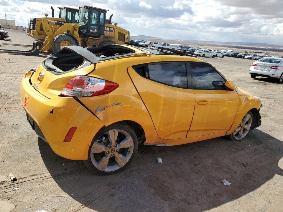 Hyundai VELOSTER 2016 — Copart