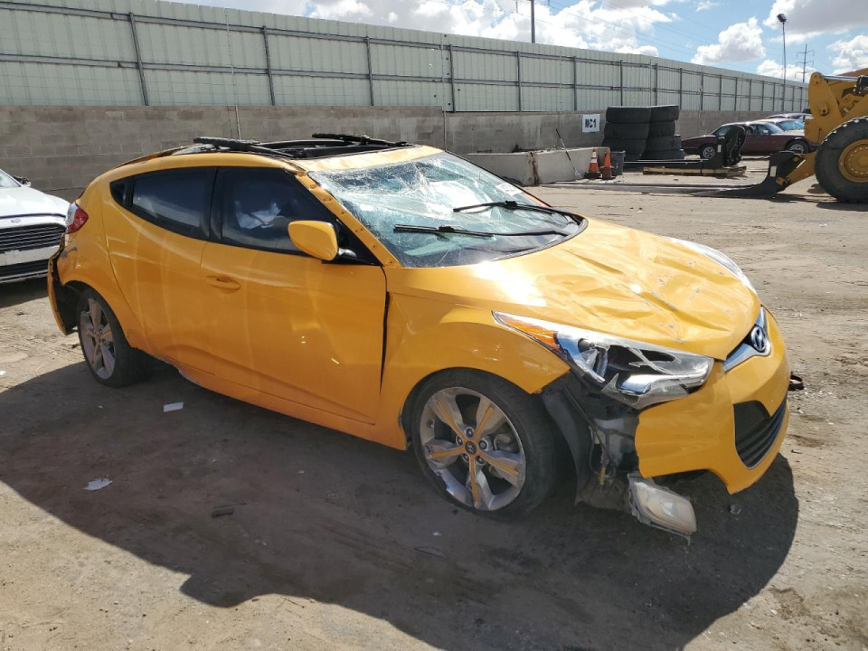 Hyundai VELOSTER 2016 — Copart