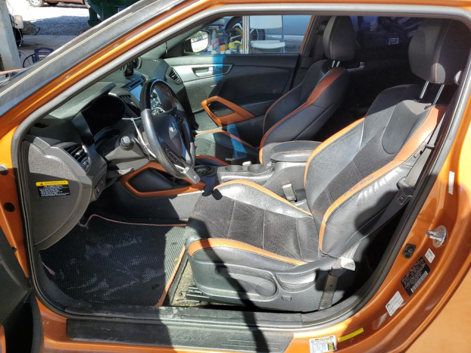Hyundai VELOSTER 2016 — Copart