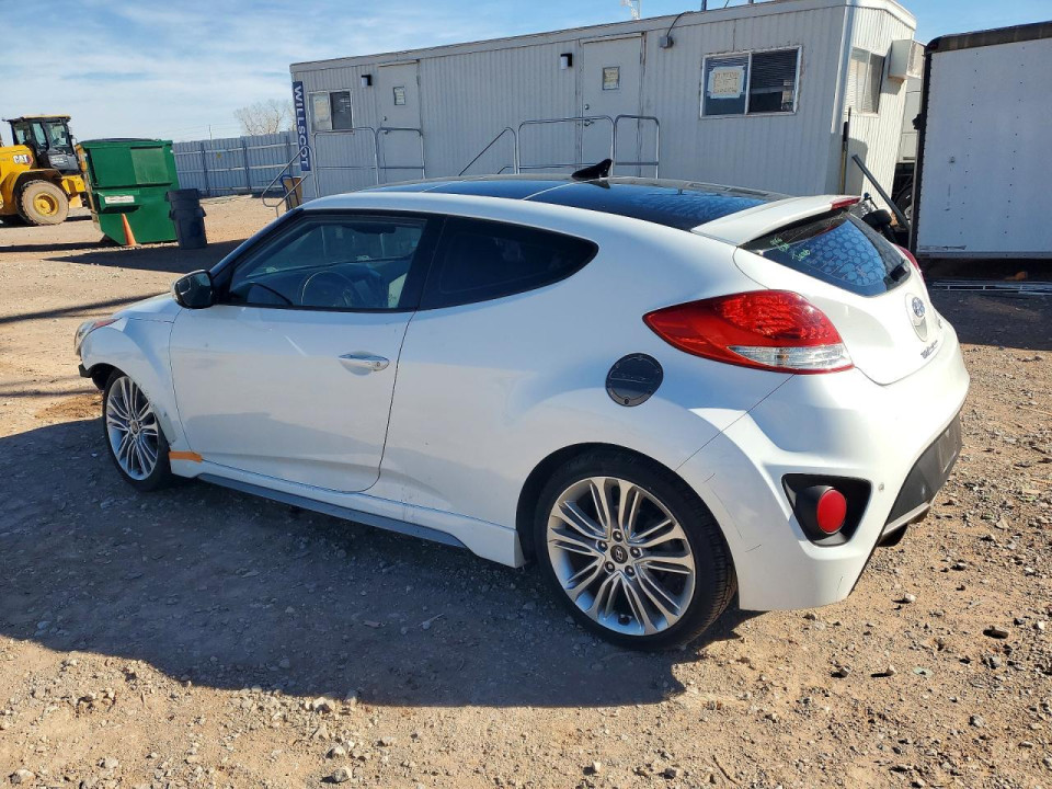 Hyundai VELOSTER 2016 — Copart