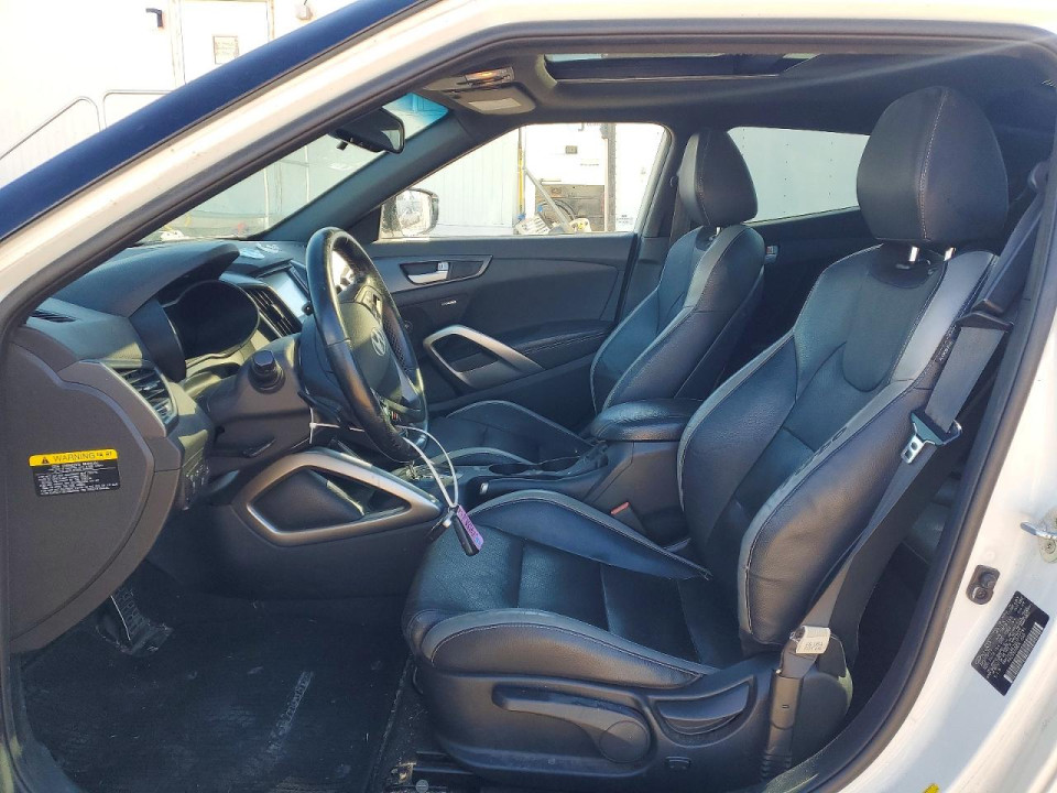 Hyundai VELOSTER 2016 — Copart