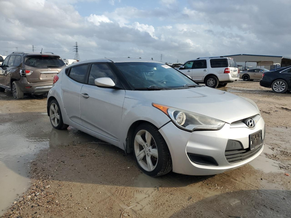 Hyundai VELOSTER 2013 — Copart