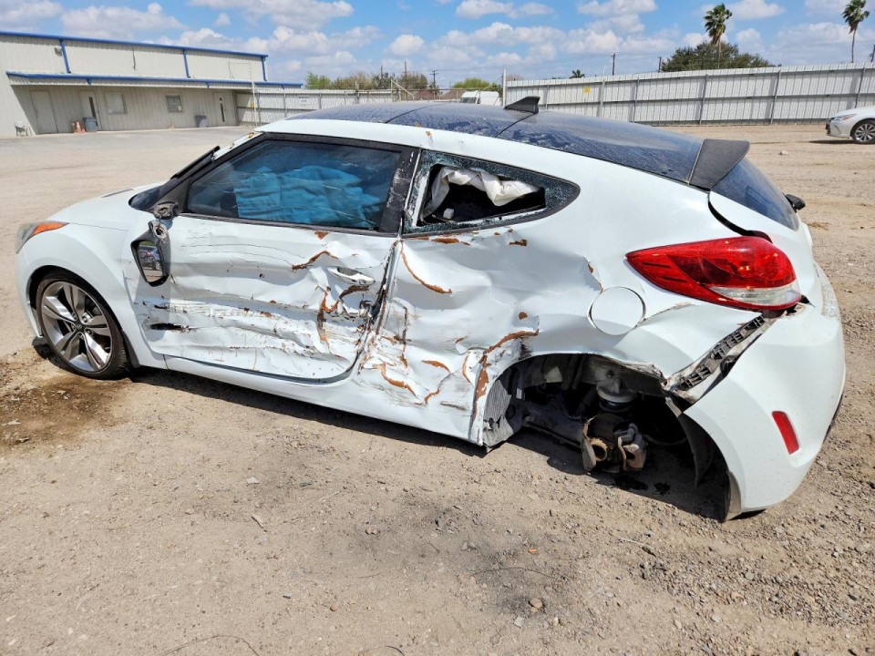 Hyundai VELOSTER 2012 — Copart