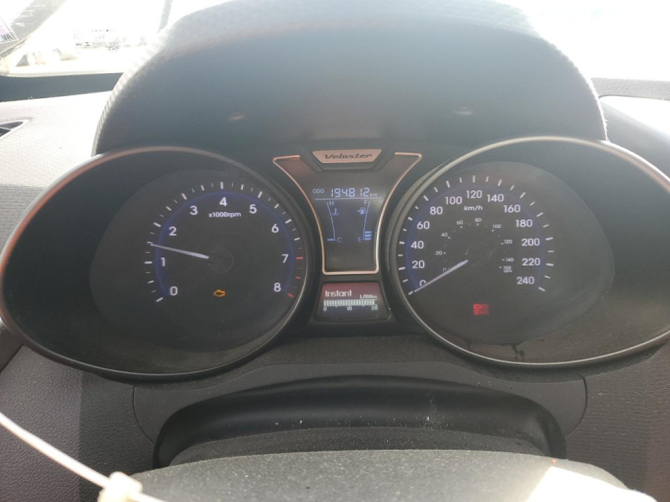 Hyundai VELOSTER 2015 — Copart