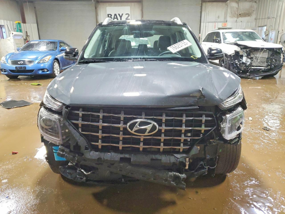Hyundai VENUE 2025 — Copart