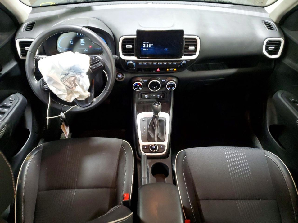 Hyundai VENUE 2025 — Copart