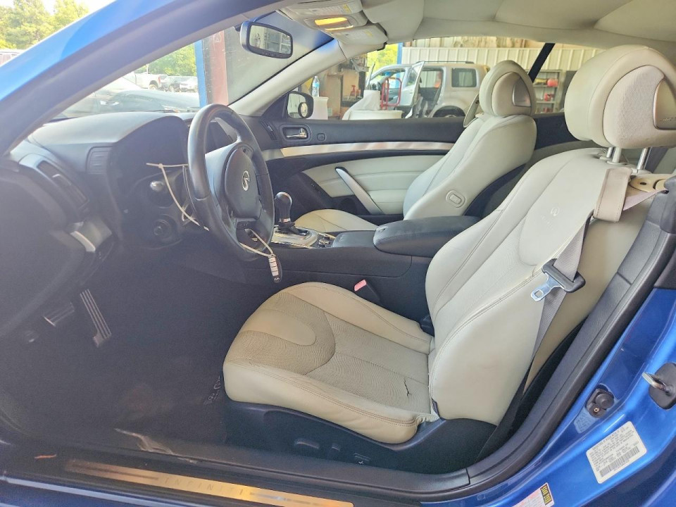 Infiniti G37 CONVERTIBLE BASE 2011 — Copart
