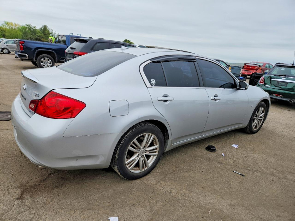 Infiniti Q40 BASE 2015 — Copart