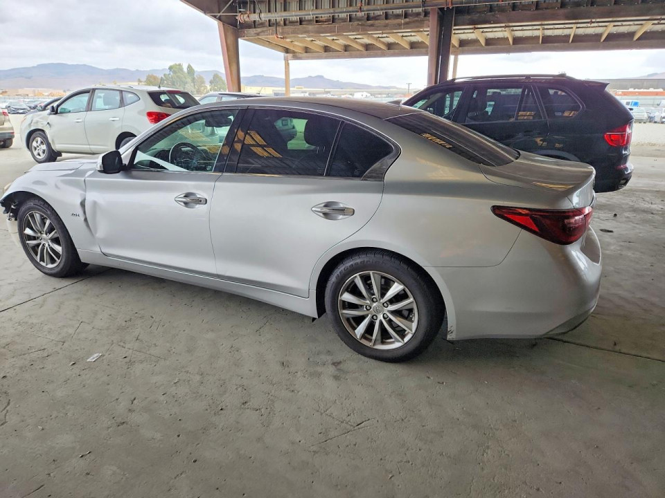Infiniti Q50 2.0T PURE 2018 — Copart
