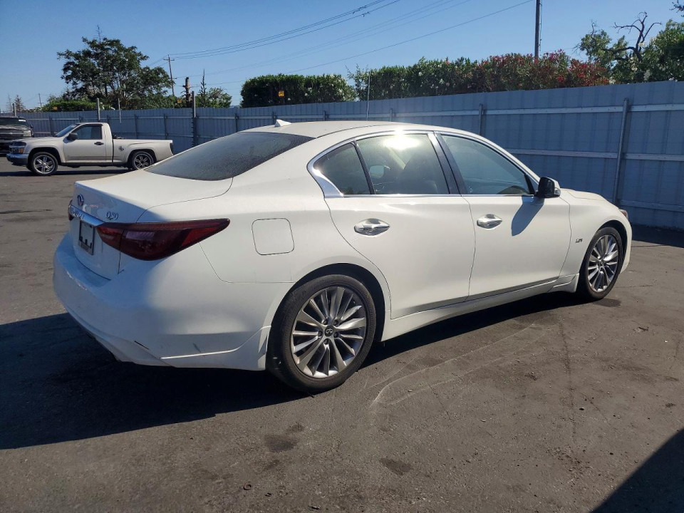 Infiniti Q50 3.0T LUXE 2019 — Copart